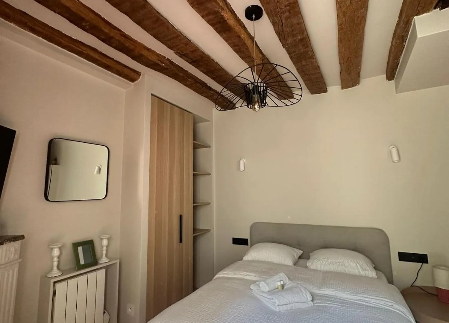 Magnifique Studio Ile Saint Louis - Paris 4 - 2P Apartment